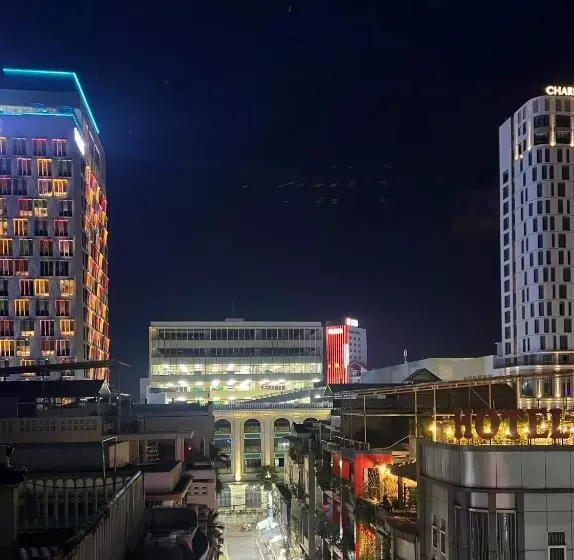 هتل ông 5 Hostel