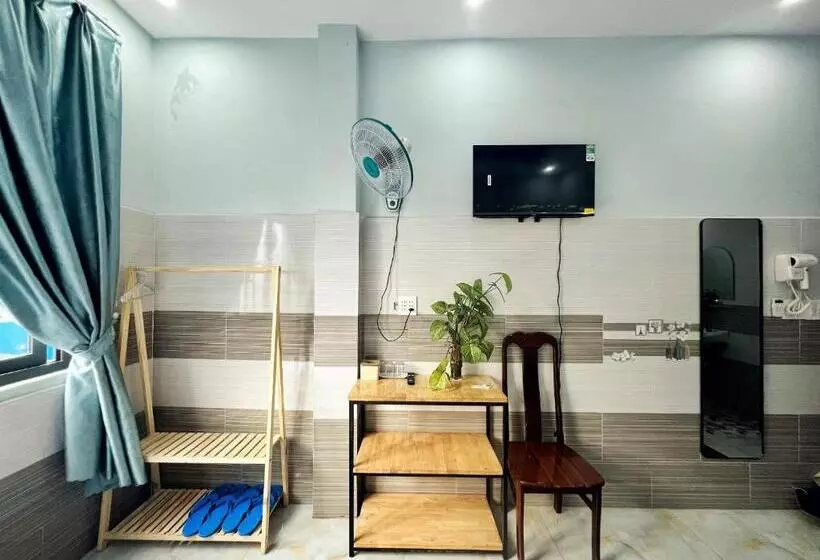 هتل ông 5 Hostel