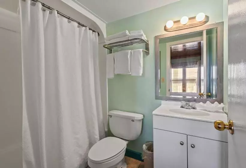 Hotelli Oceanfront Inn, Partial Ocean View, King Bed, #8