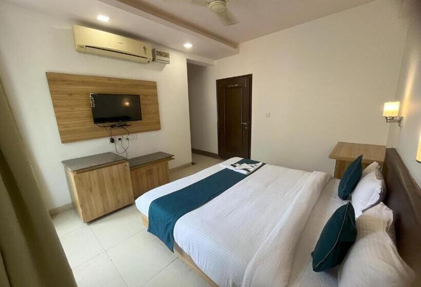 هتل Pacific Inn Green, Gurgaon