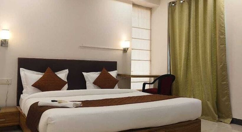 هتل Pacific Inn Green, Gurgaon