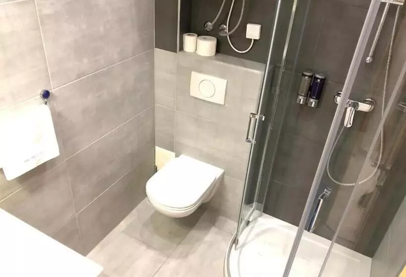 هتل Valent Ljubljana