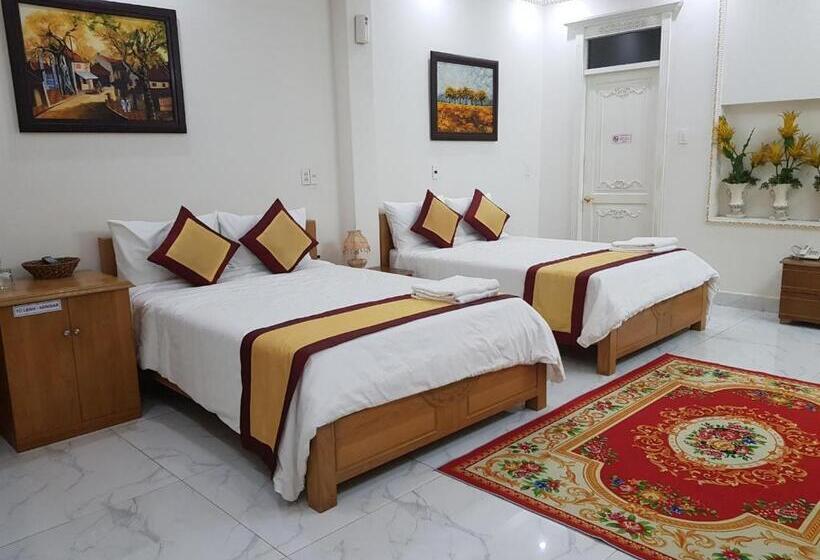 Kim Cuong   Hotel Near Tan Son Nhat Airport