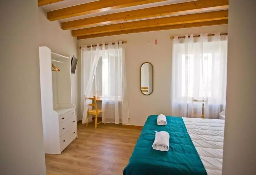 Majatalo Guest House 10 De Agosto