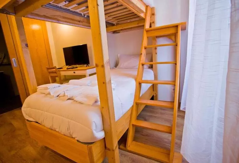 Majatalo Guest House 10 De Agosto