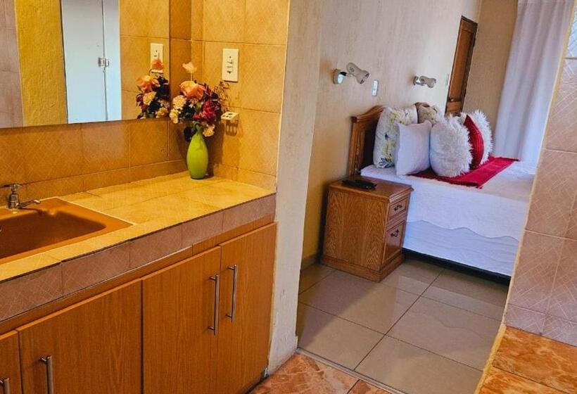 펜션 Happy Stay Guest House Mafikeng