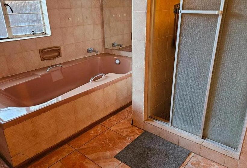 펜션 Happy Stay Guest House Mafikeng