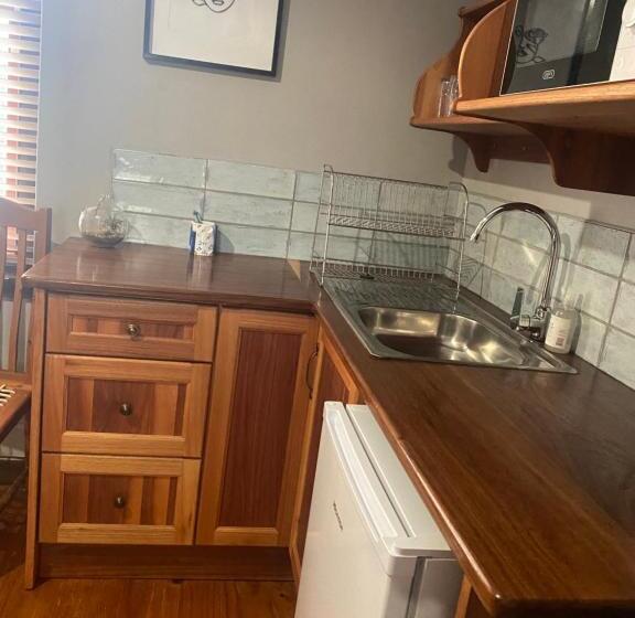 بنسيون On De La Vigne