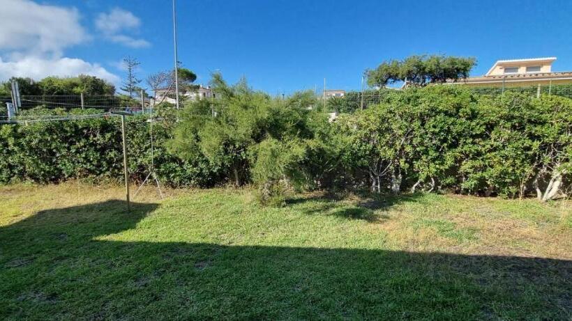 פנסיון Villa Red Melons