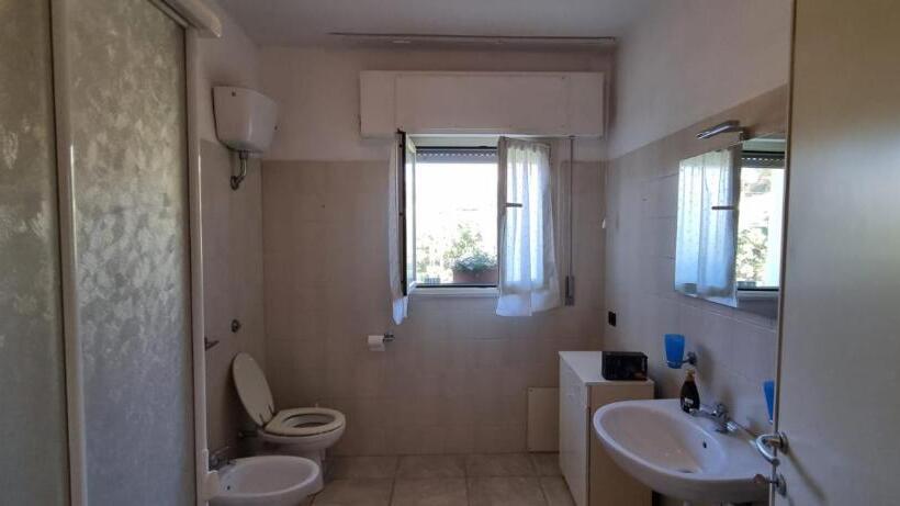 פנסיון Villa Red Melons