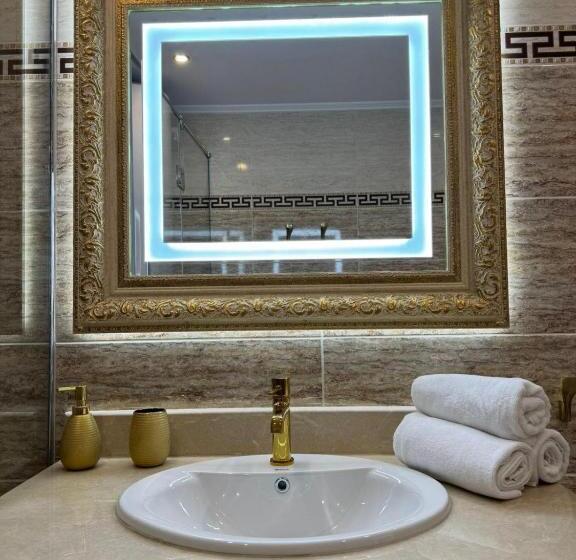 Santa Maria Luxury Suits