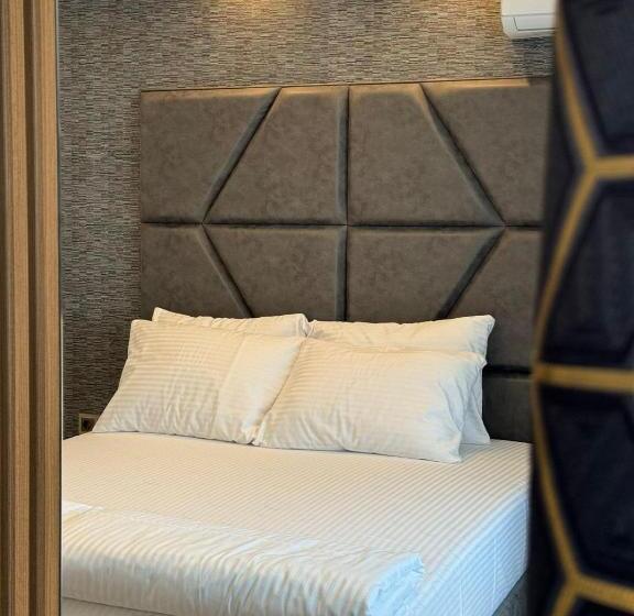 Santa Maria Luxury Suits