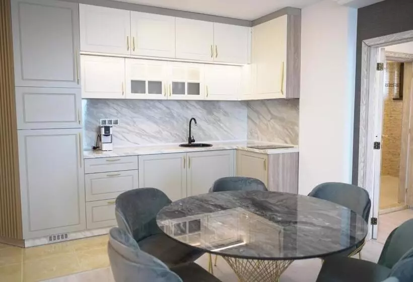 Santa Maria Luxury Suits