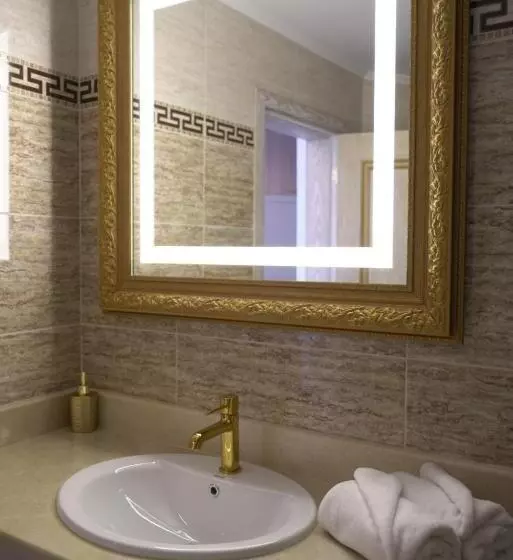 Santa Maria Luxury Suits