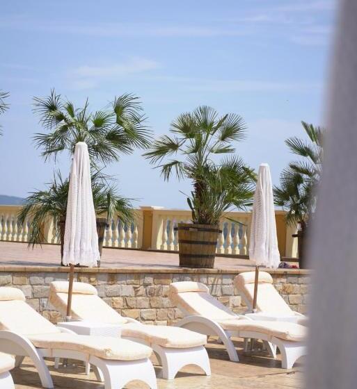 Santa Maria Luxury Suits