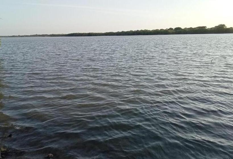 Bed and Breakfast Arjuna Lagoon Resort