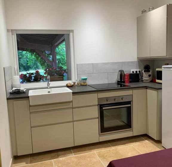 ベッドアンドブレックファースト Au Bonheur Des Oiseaux