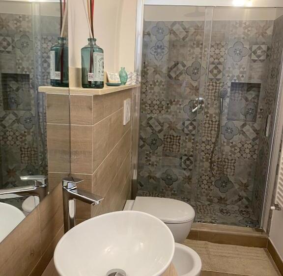 Bed and Breakfast C Era Una Volta