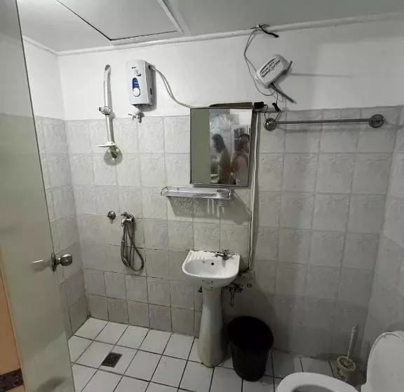 Flora S Place In Winland Towers Condominium