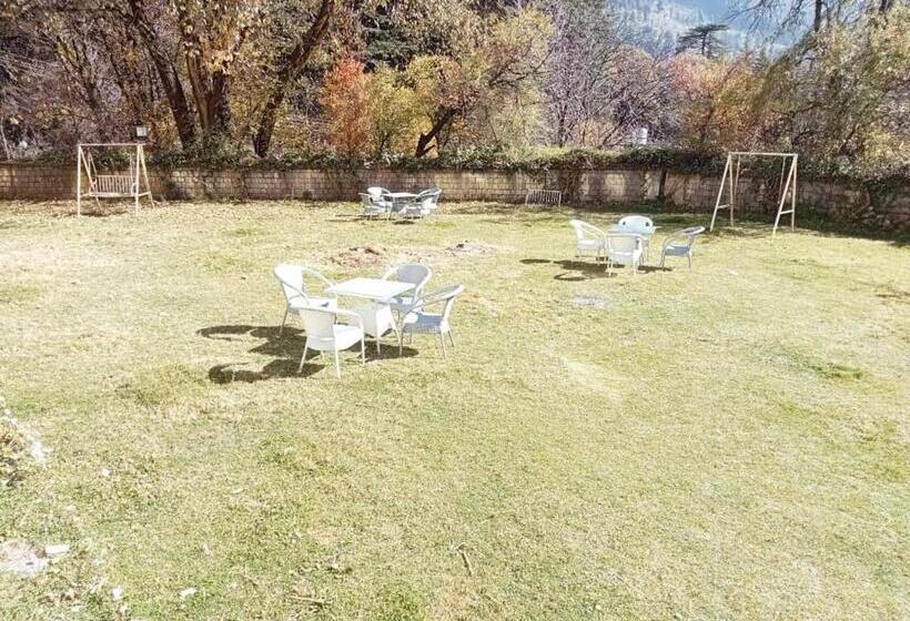 Hotel Himalayan Fort Resort, Manali   ! Riverside Property !! Big Lawn With Bonfire !! Best Selling !! Sce