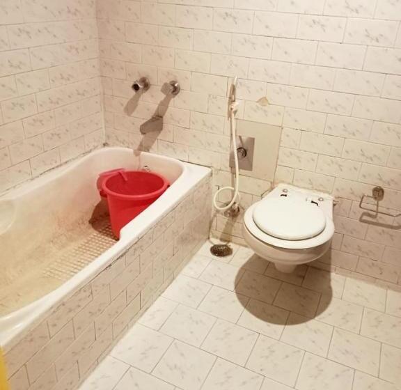 Hotel Himalayan Fort Resort, Manali   ! Riverside Property !! Big Lawn With Bonfire !! Best Selling !! Sce