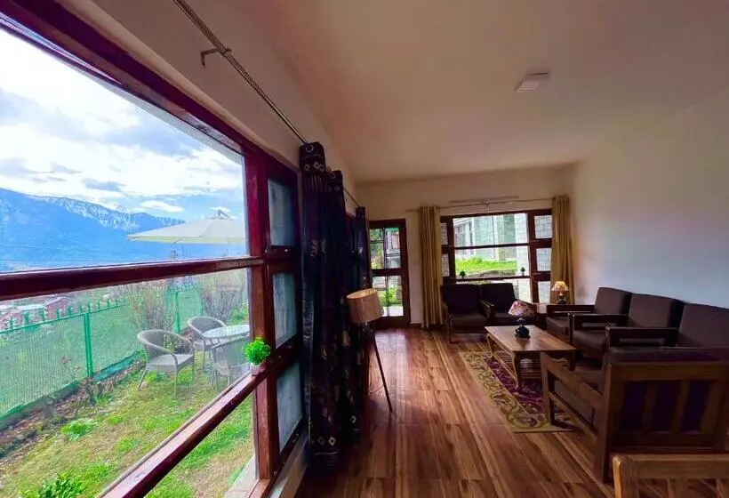 ホテル Mansa Devi Royal Guest House