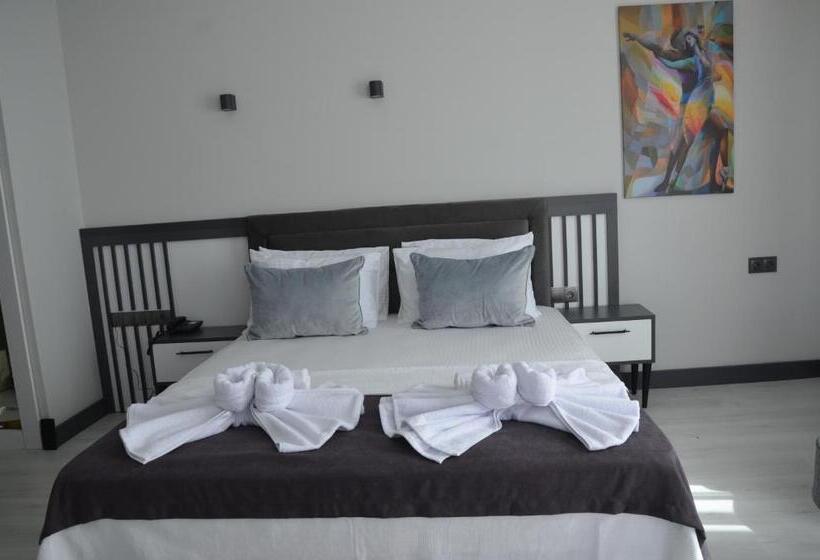 Отель Wind Of Çeşme