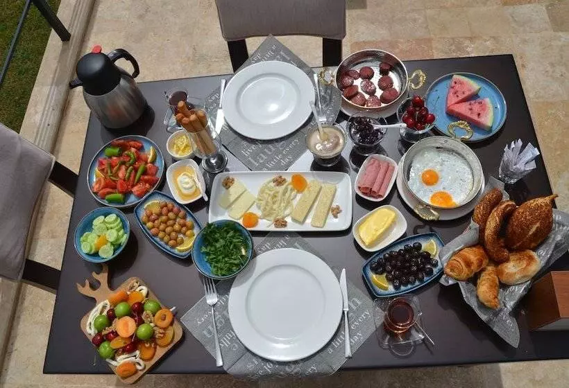 Hotelli Wind Of Çeşme