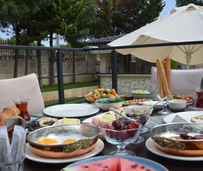 Hotelli Wind Of Çeşme