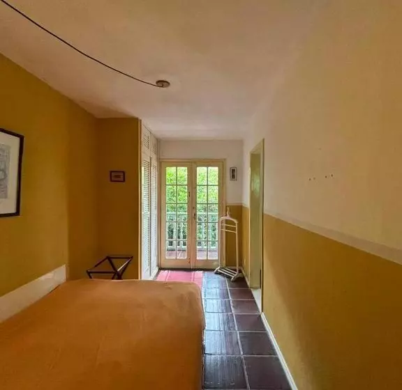 Majatalo Flat Muqui 91