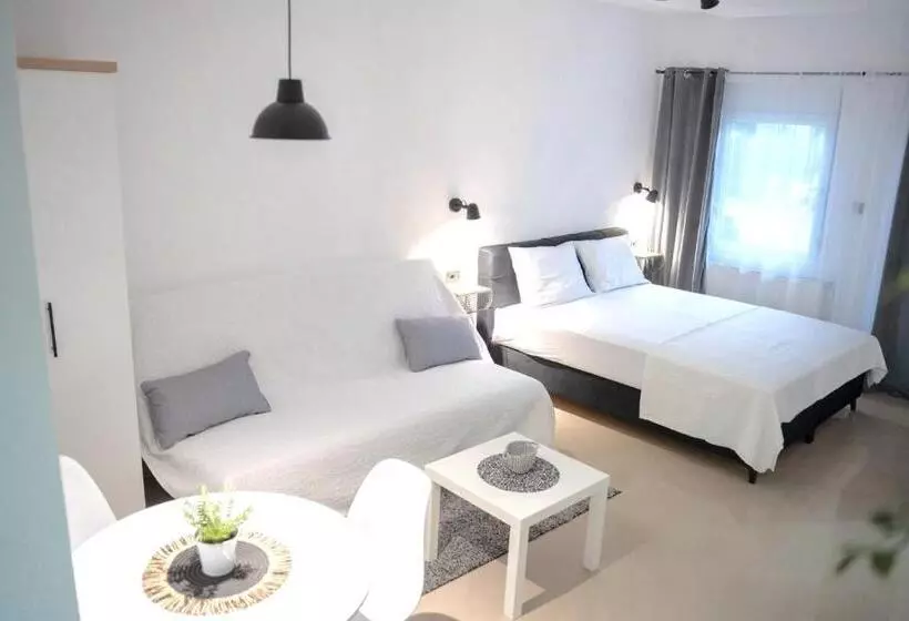 ペンション Laguna Apartments