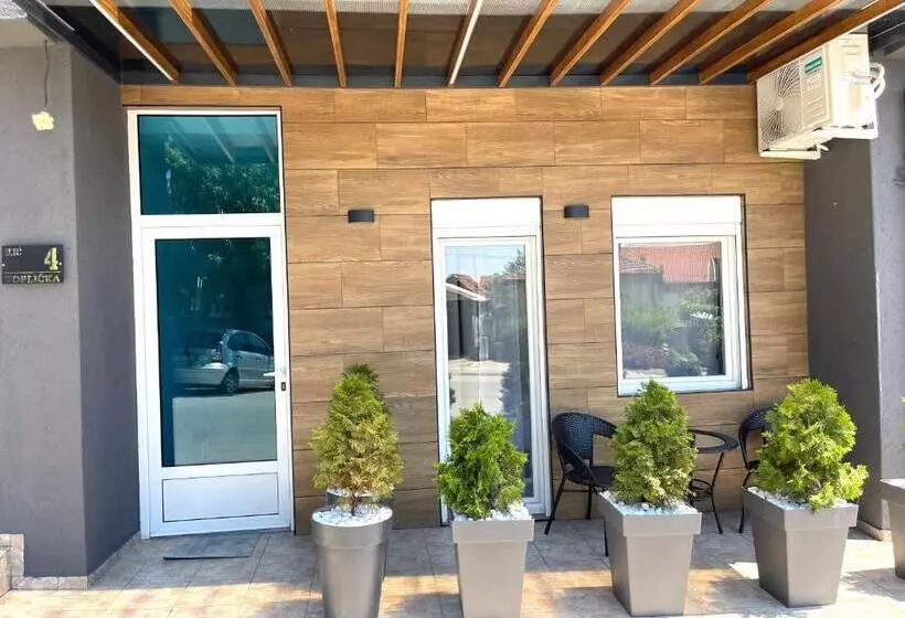 ペンション Laguna Apartments