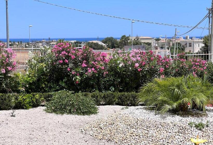 Pensjonat Marzamemi Rooms