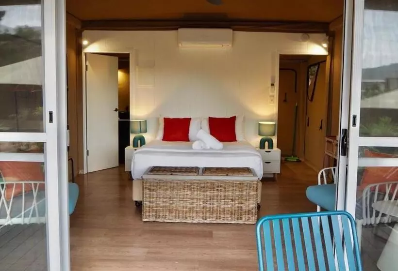 Lomakeskus Glamping Tent 10