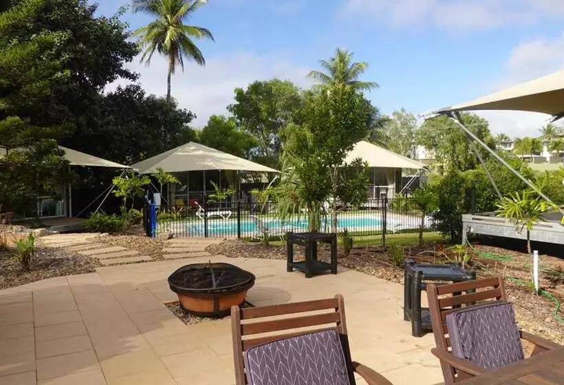 Lomakeskus Glamping Tent 10