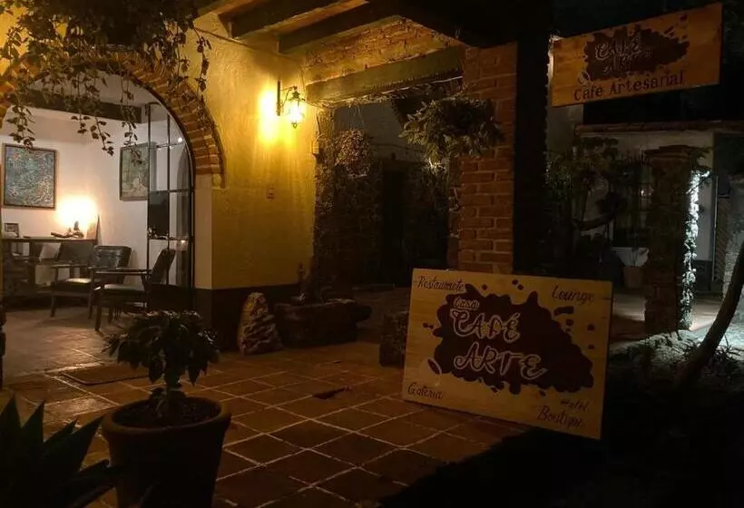 ベッドアンドブレックファースト Casa Café Arte