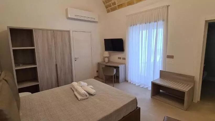 تختخواب و صبحانه La Dimora Del Cuore