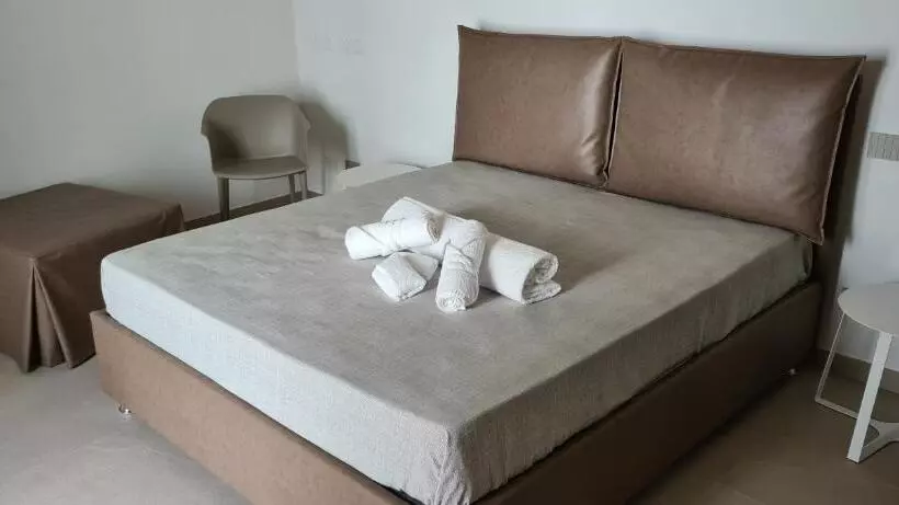 تختخواب و صبحانه La Dimora Del Cuore