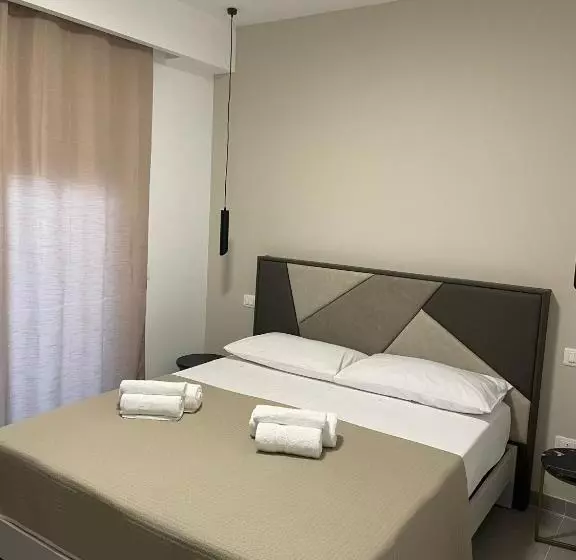تختخواب و صبحانه Soraya Rooms Tropea