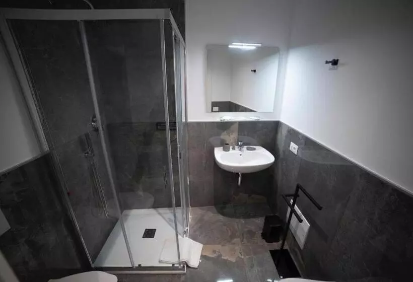 تختخواب و صبحانه Soraya Rooms Tropea