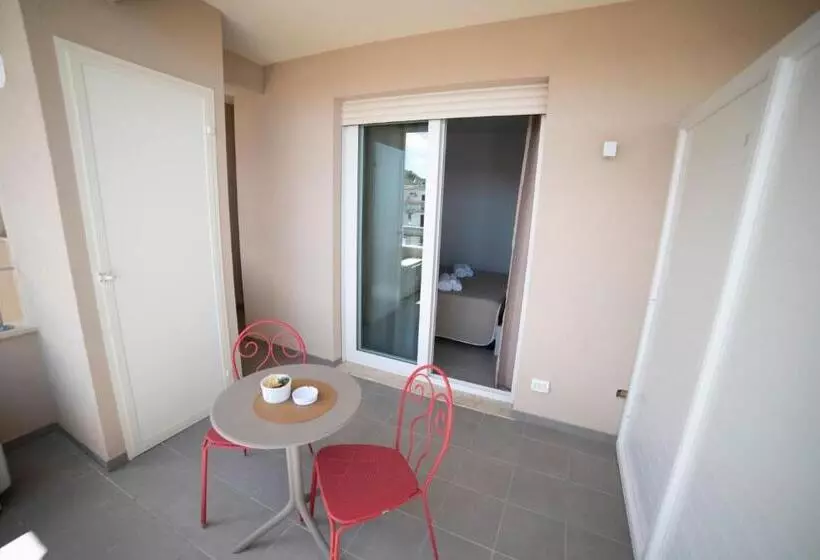 تختخواب و صبحانه Soraya Rooms Tropea