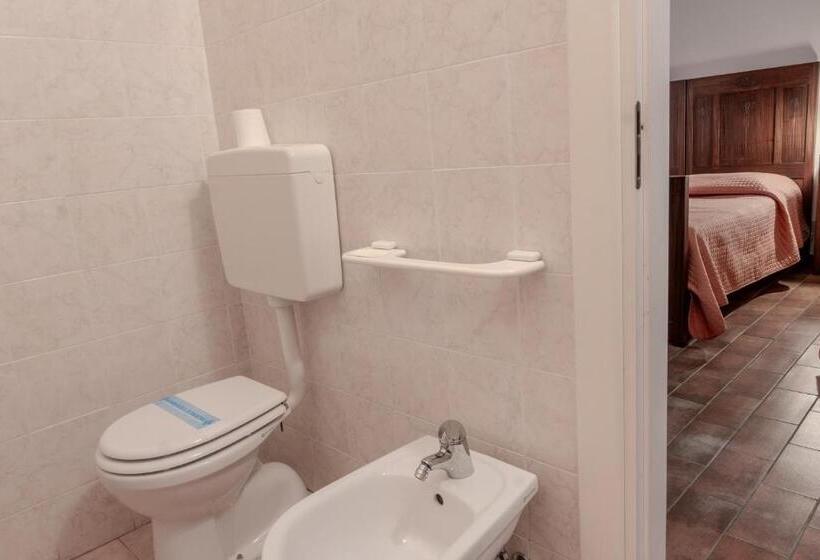 בית מלון כפרי Agriturismo Il Cipresso