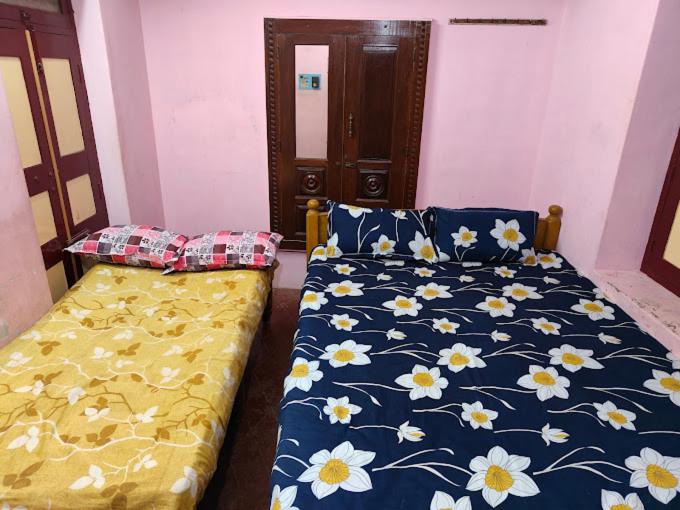 Pension (Hôtel basse catégorie) Murugan Guest House