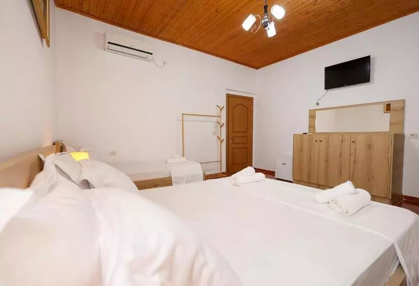 پانسیون Vila Spahiu