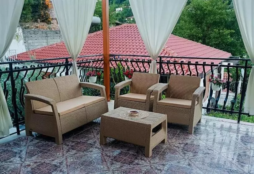پانسیون Vila Spahiu