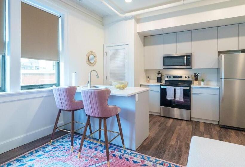 The Standard Downtown Columbus