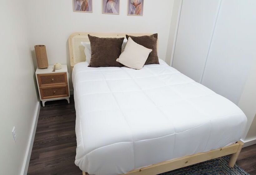 The Standard Downtown Columbus