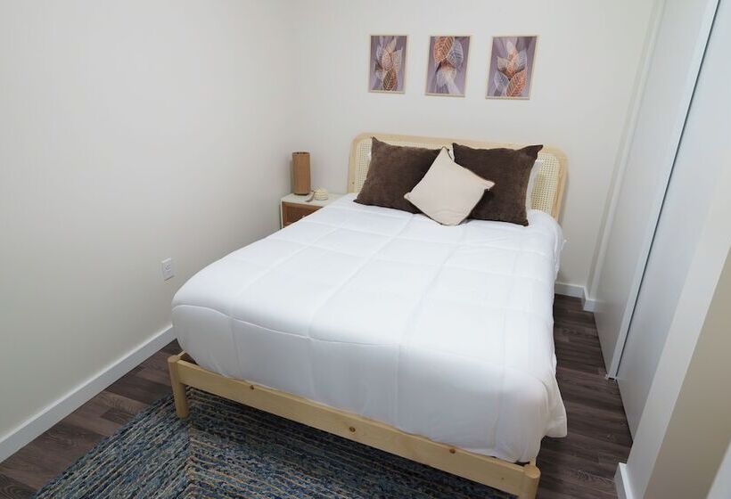 The Standard Downtown Columbus