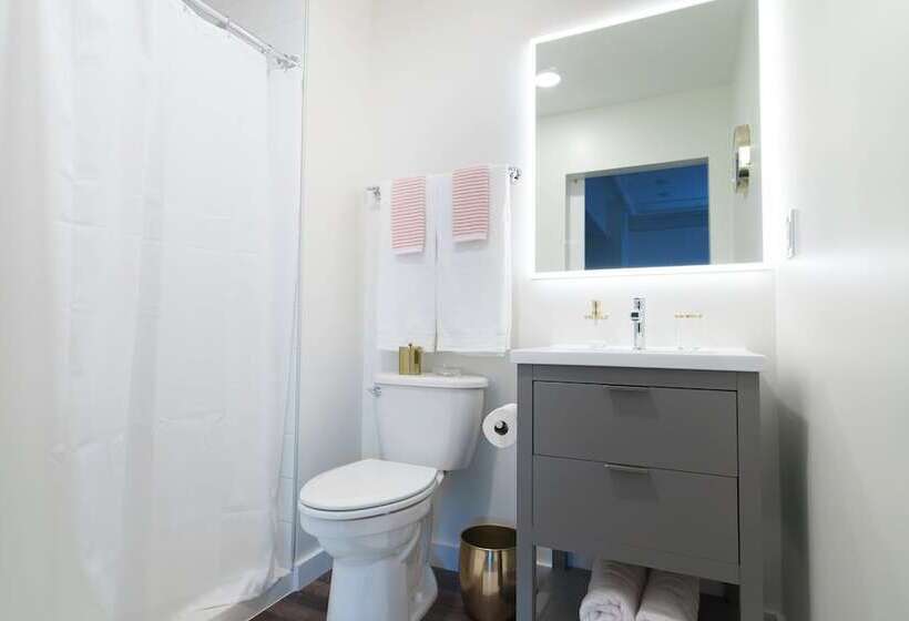 The Standard Downtown Columbus