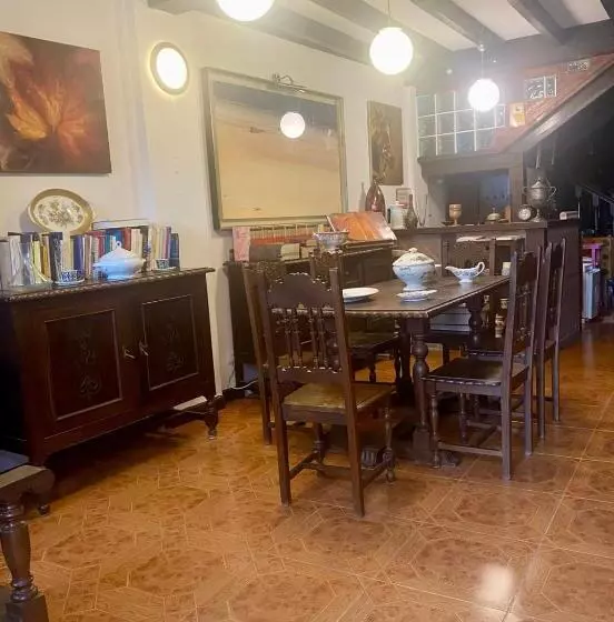 ユースホステル Posada Rural La Peña Casares